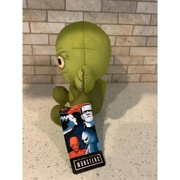 Universal Stuidos  Monsters Creature from the Black‎ Lagoon plush  b1 - Picture 4 of 5